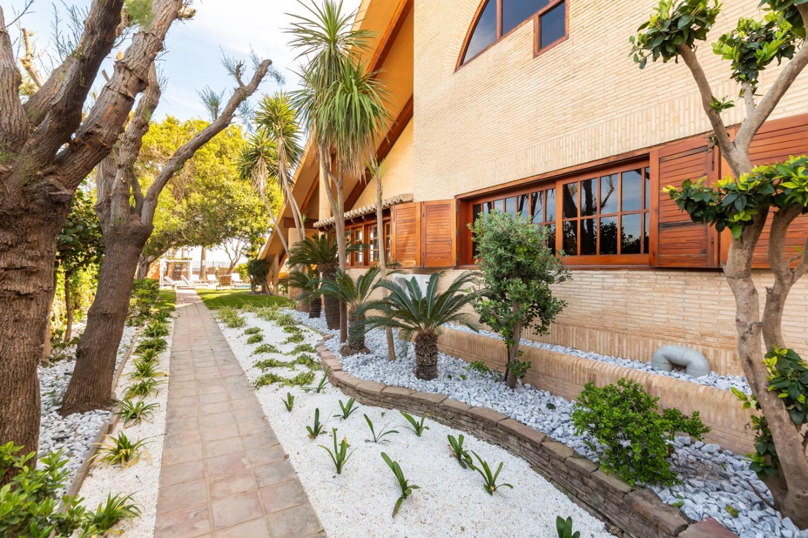 Dolce Vita B&B - Only Adults Playa Pobla de Farnals Exterior photo